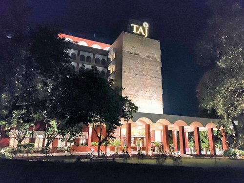 Senior Friendly Varanasi Hotel